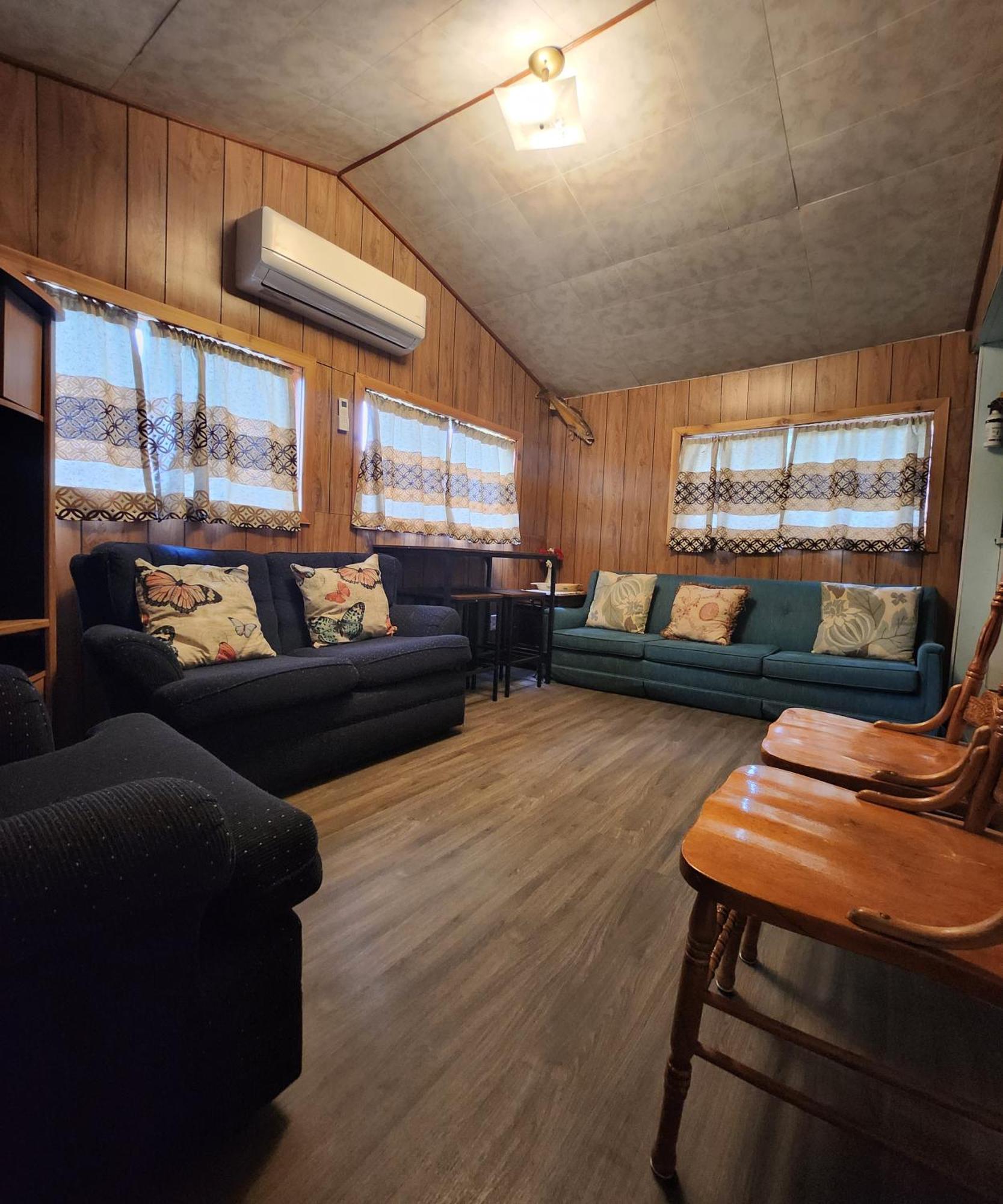 Trent River Cottages Hastings Extérieur photo
